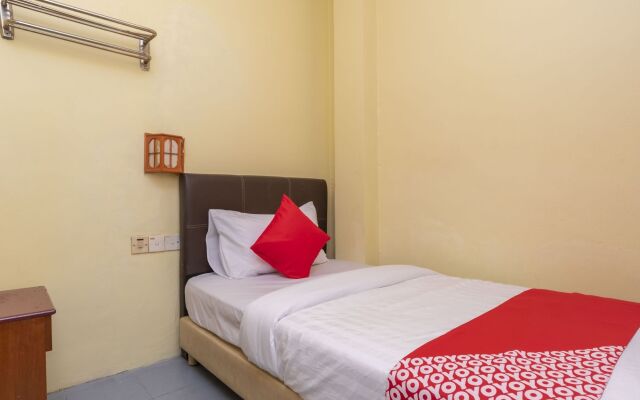 OYO 536 Fully Hotel Johor Jaya