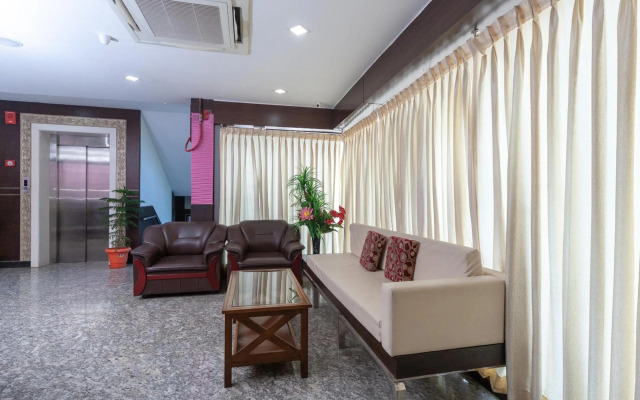 Hotel Sumi Palace