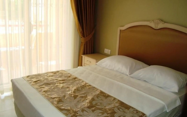 Golden Moon Apart Hotel