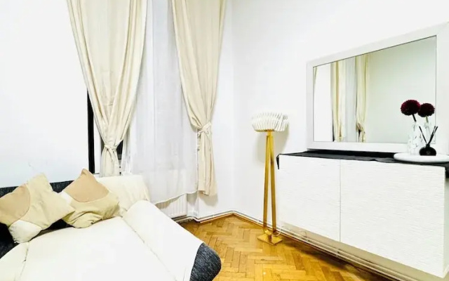 Affordable Apt Near Stadthalle
