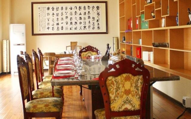 Heyuan Hotel