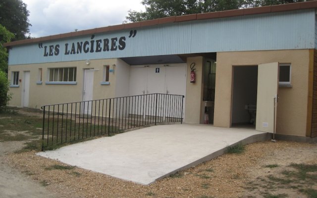 Camping Des Lancieres Tentes Treck