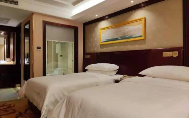 Vienna Hotel (Shanghai Jing'an Gaoping Road)