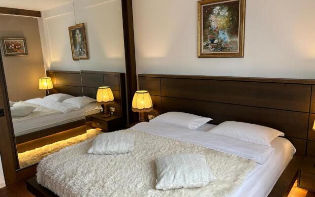 Luxury Apartament with Garden - By TVS