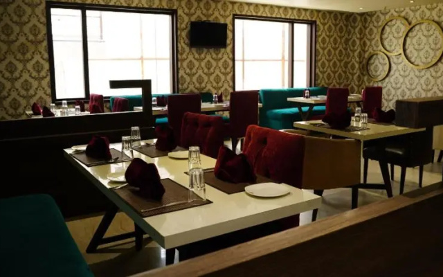 Hotel Kalptaru Elegance