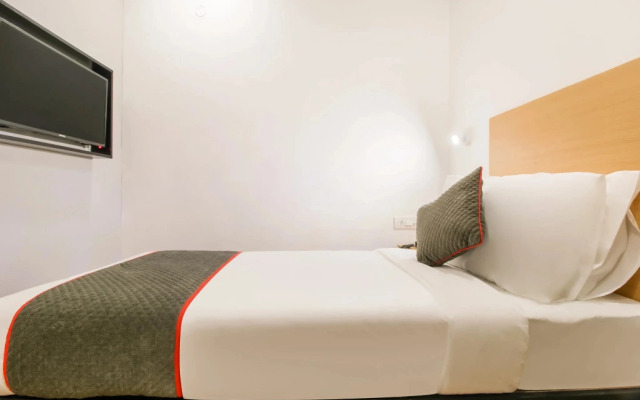 OYO Townhouse 180 Jayanagar