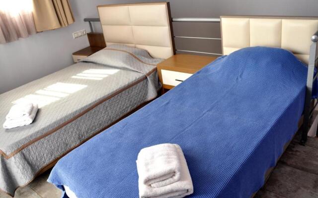 Thalassa Apartments