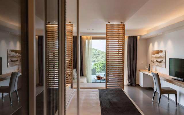 Mövenpick Resort Agios Nikolaos Sivota