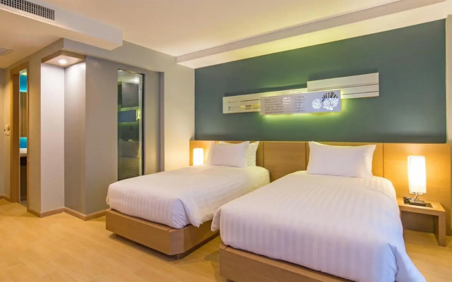 Skyline Hotel & Waterpark