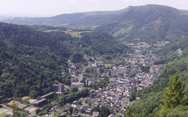 Appartement Mont-Dore, 2 pièces, 4 personnes - FR-1-415-7