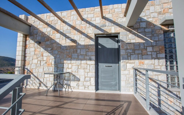 Shavanas Villa