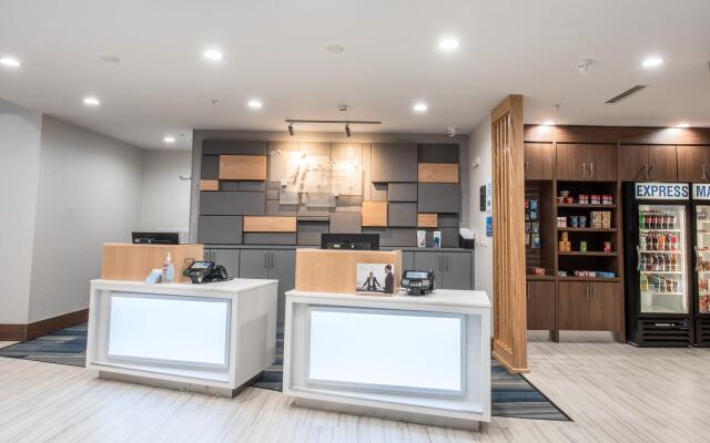 Holiday Inn Express and Suites Houston Westchase - Westheimer by IHG