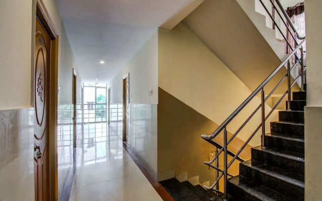 OYO 14910 Sri Ganesh Swathi Residency