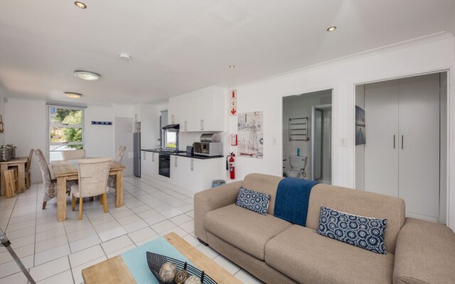 Indigo Bay - The Penguin