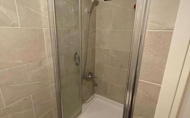 Duplex with terrace in center,5mn walk to Istiklal