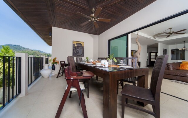 Villa Ploi Attitaya 6 Bed 2 Storey Villa Near Nai Harn Beach