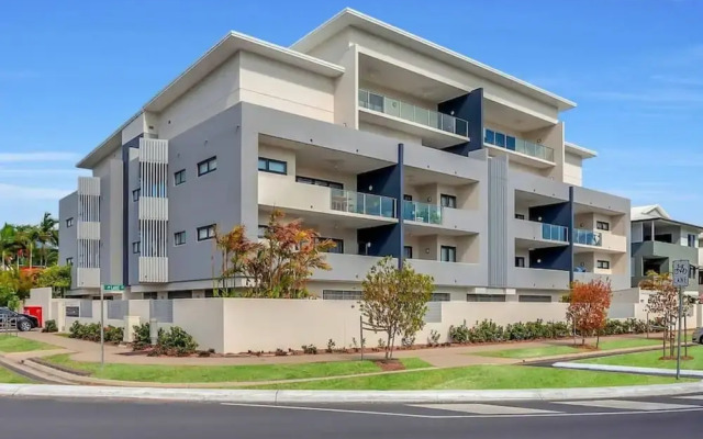 Cairns North 4-bed With Outdoor Dining & Pool