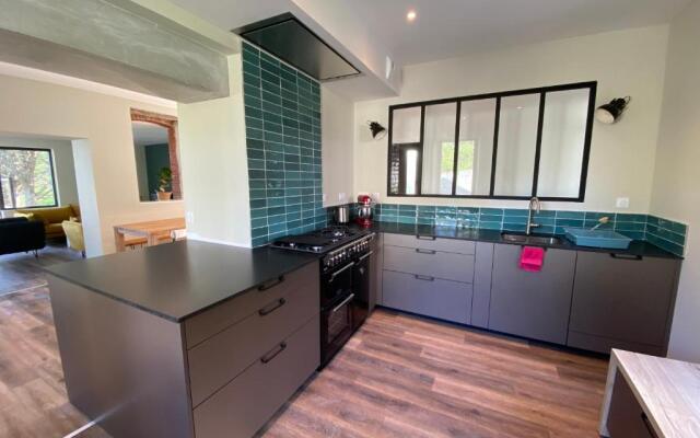 L Alouette by Icone Collection