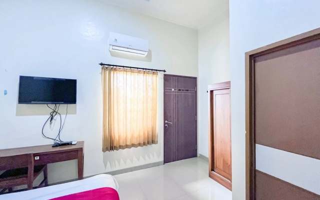 RedDoorz Syariah near Suncity Waterpark Sidoarjo – Guest Rooms – Sidoarjo