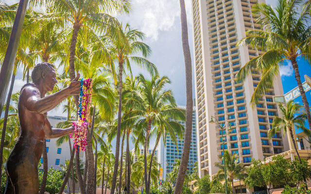 Hyatt Regency Waikiki Beach Resort & Spa