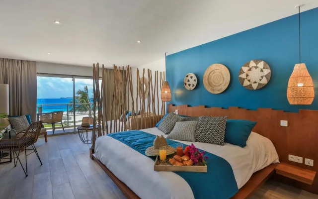 Orient Beach Hotel