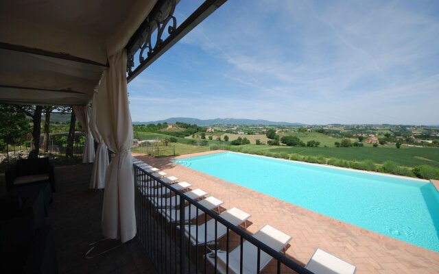 Spoleto by the Pool