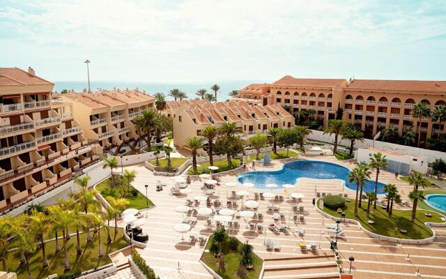 Coral Compostela Beach Hotel