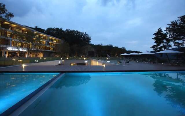 The StarHue Resort