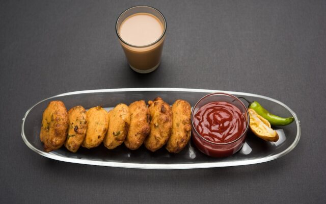 OYO 13483 Hotel Aradhya's