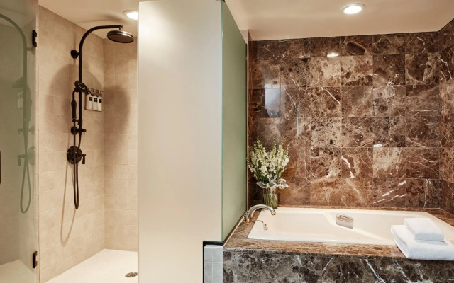 Lansdowne Resort and Spa