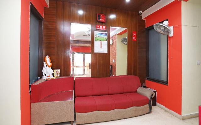 OYO 641 Grand Place