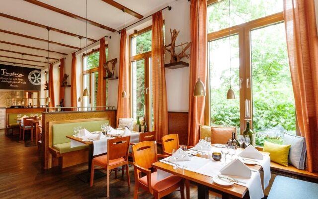 Vienna House by Wyndham Remarque Osnabrück