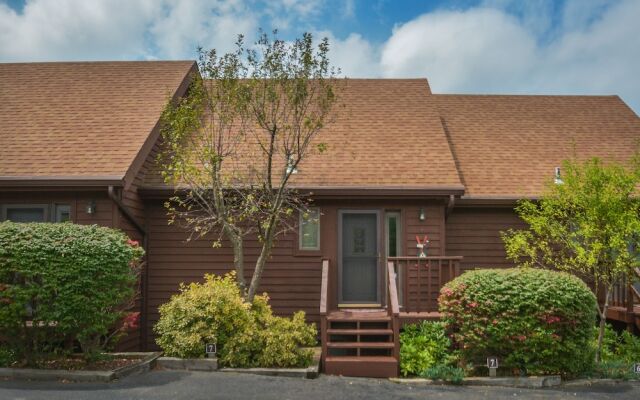 Sunplace 3 Bedroom Townhome #07