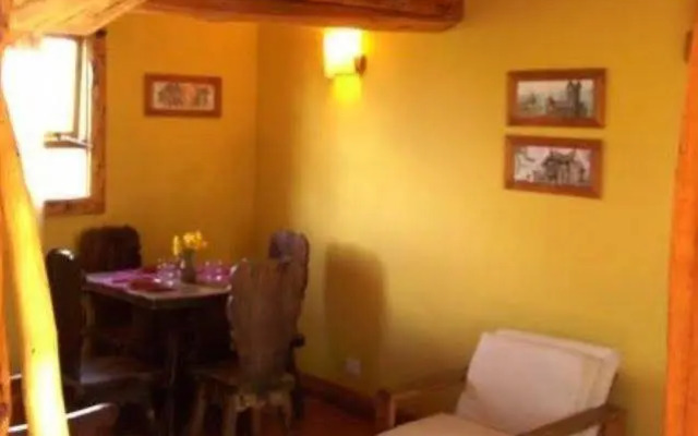Alto Rolando Apartamentos