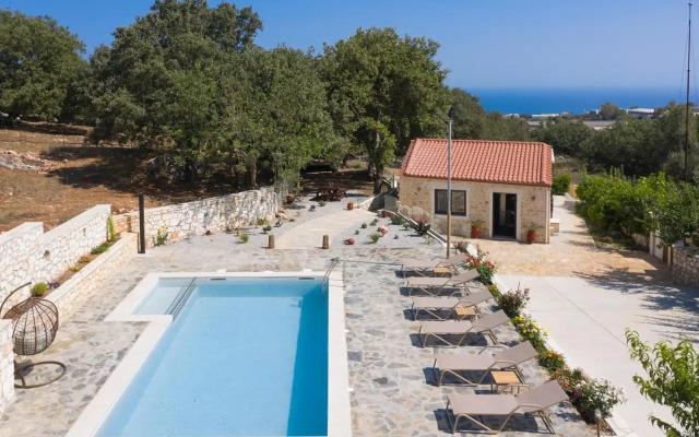 Mouria Country House