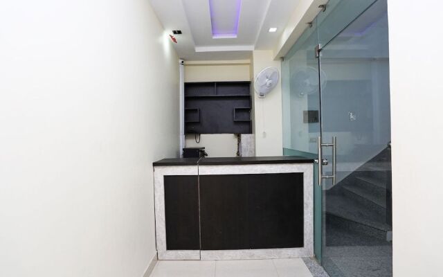 OYO 37381 Hotel The Elite Inn