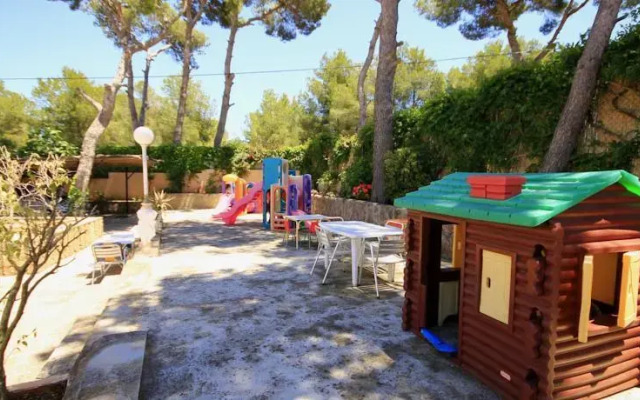Holiday Home Paradise