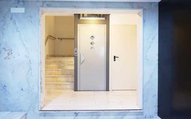 The Bonsai Apartment at Glamorous Chiado