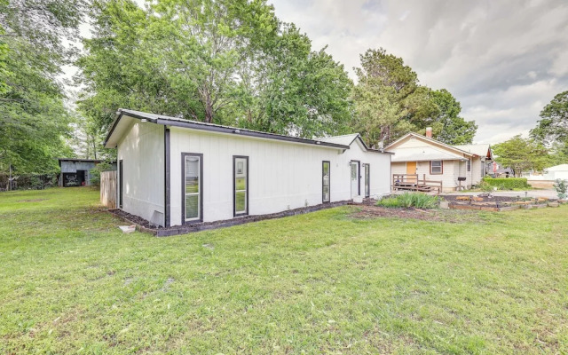 Springdale Vacation Rental ~ 9 Mi to Fayetteville!