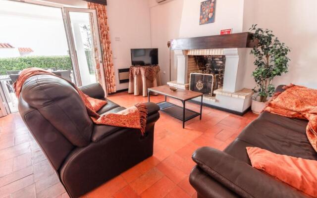 Villa 300m from Beach
