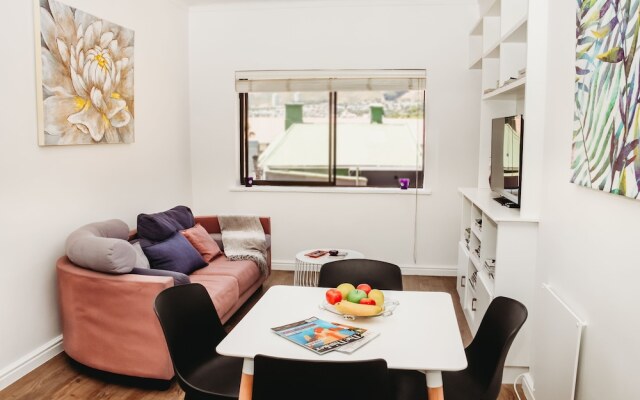 Tamboerskloof Apartment