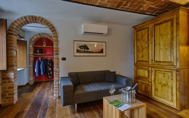 Giarvino Guest House