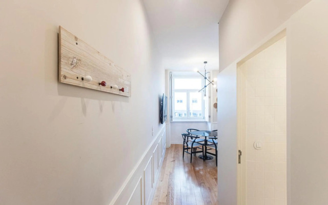 Cute & Bright Flat w/ AC by LovelyStay