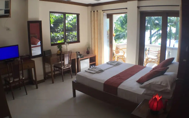 White Beach Dive & Kite Resort Carabao