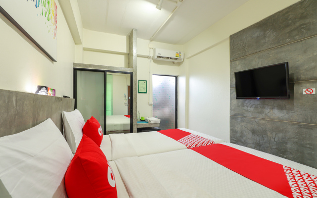 OYO 412 7 Days Hotel