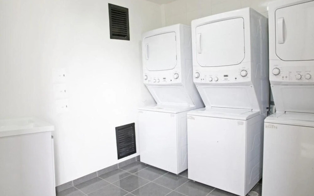 Colombian Studio K57 A
