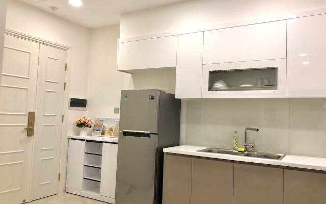 Mins Apartment - Vinhome Golden River