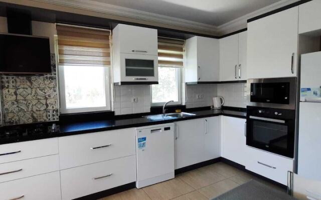 Beautiful 4-bed Villa Beril With Private Pool