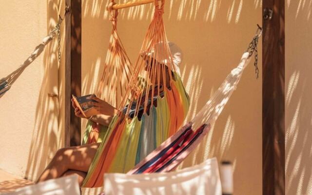 Beach House for Vacation - H2ome