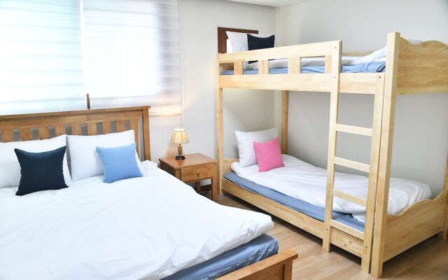 Dolma Guesthouse Hongdae